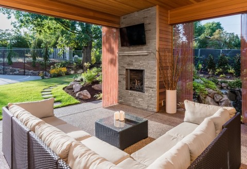 enjoy-fall-to-the-fullest-with-outdoor-entertainment-technology