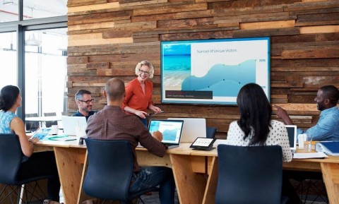 stuck-in-the-past-modernize-your-office-boost-morale-with-new-technology