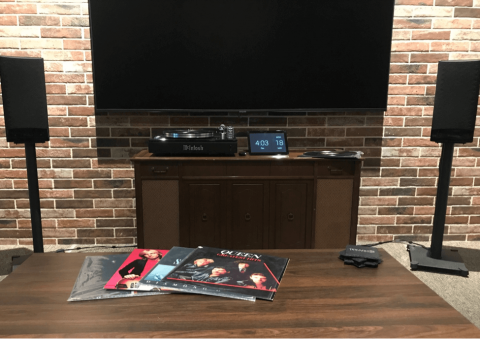 vinyl-lovers-meet-the-mcintosh-integrated-turntable