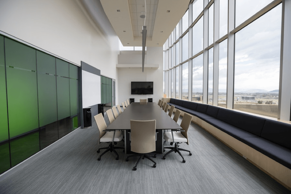 return-to-work-with-touchless-conference-room-av