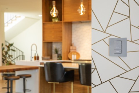 why-smart-home-systems-can-do-more-than-diy-devices
