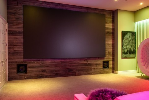 5-Ways-to-Spruce-Up-Your-Home-Bar-or-Basement-with-High-End-AV