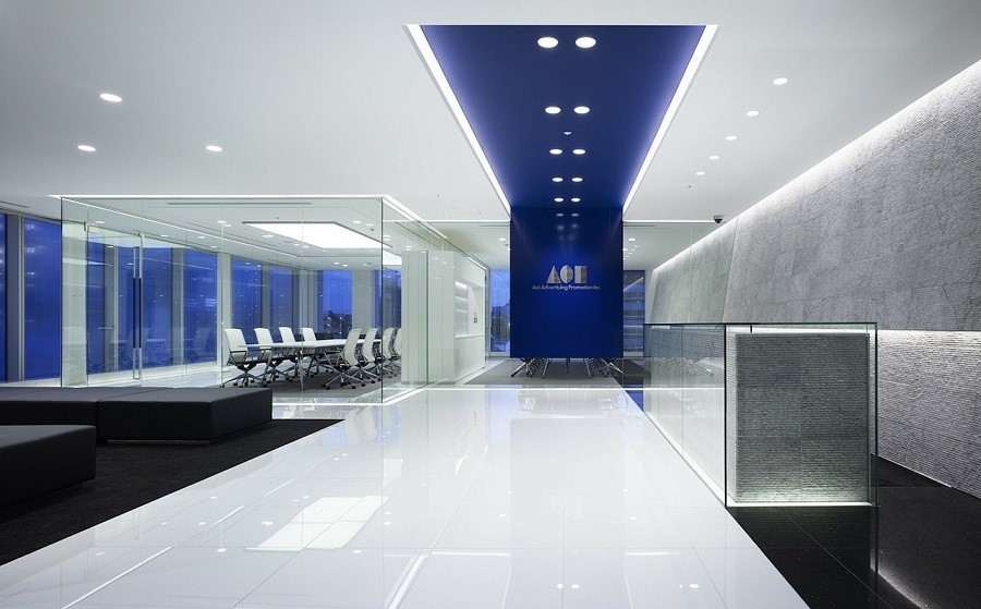 better-engage-clients-with-the-right-meeting-room-lighting